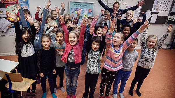 HUNDERUPSKOLEN I ODENSE VINDER LANDSDÆKKENDE TEGNEKONKURRENCE
