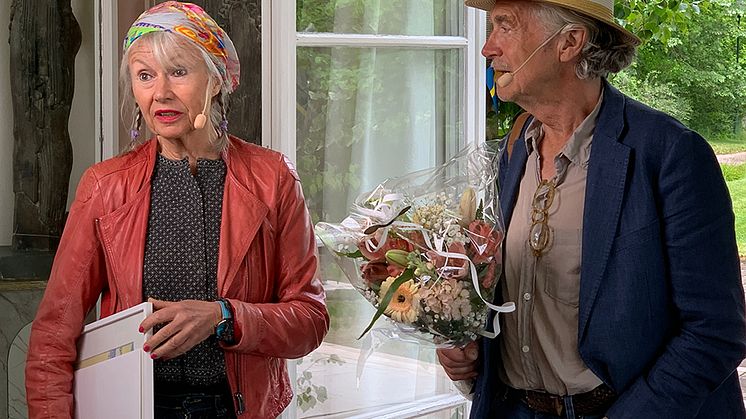 Konstnärsparet Karin och Marc Broos tar emot Kulturpriset till Göran Tunströms minne i Rottneros park när Sunne kommun firar nationaldagen.