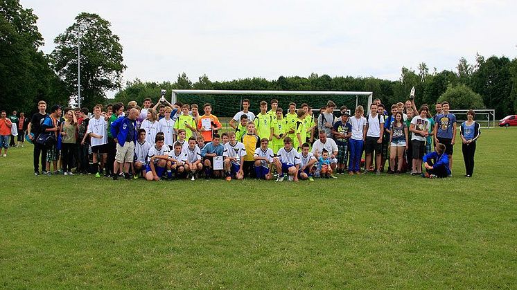 Fussballfest der guten Tat in Rötha