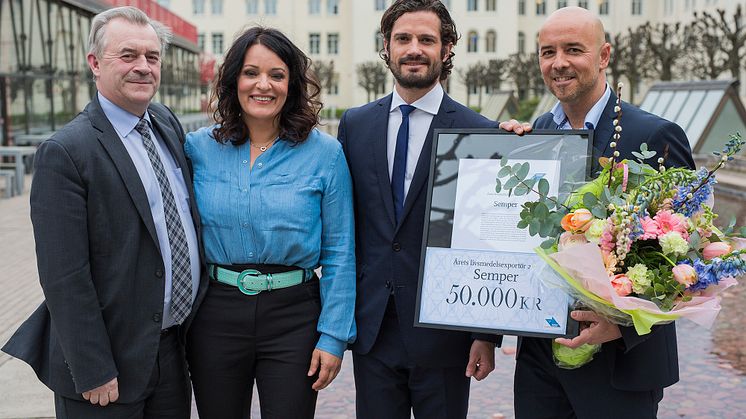 Prins Carl Philip prisade Semper