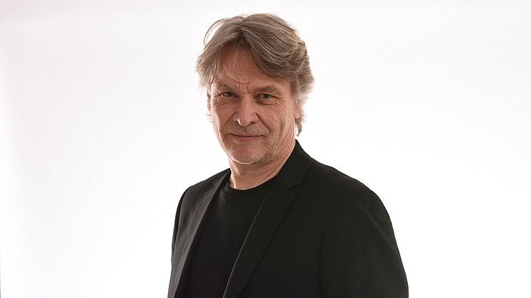 Tekniken för maskininlärning är så pass enkel nu att man inte behöver vara en ML-expert för att göra mer småskaliga modeller för ett visst syfte, menar Lars Holmberg.