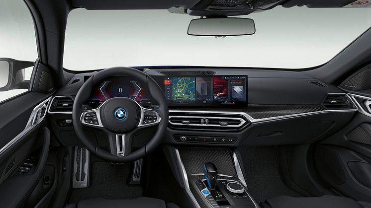 BMWi4_6
