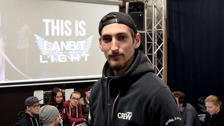Mikael Gudmundson är med i crewet som jobbar med LANBIT. 