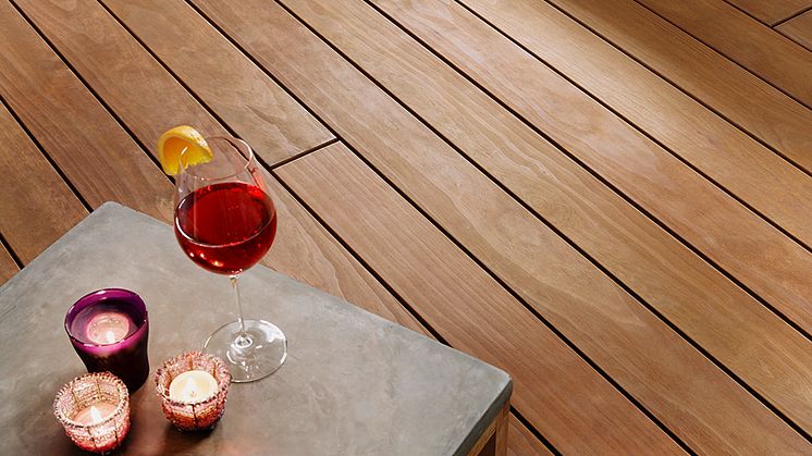 180T Rom W Terrasse02 D1