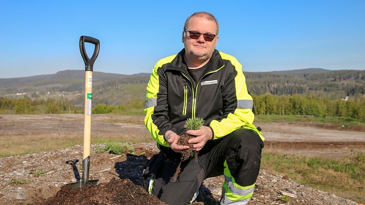Det Eric Tjernberg på startup-bolaget Biocompost inte vet om kompostering är förmodligen inte värt att veta.  Foto: Katarina Lövgren