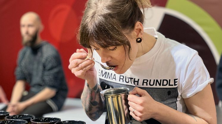 Trude Skjold Løken_Cupping1