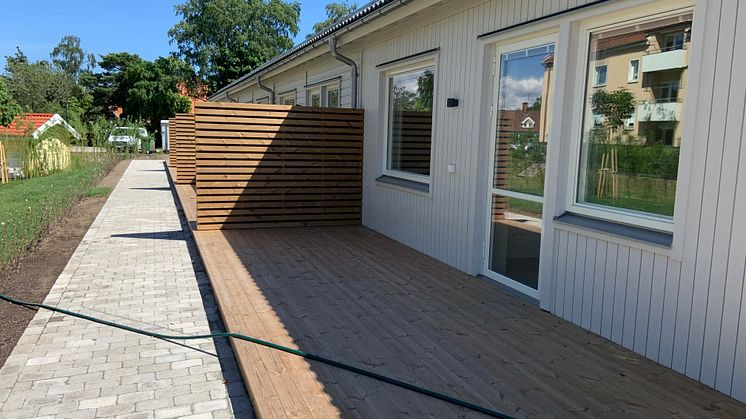 Varje bostad i OBOS LSS-boende får egen uteplats. 