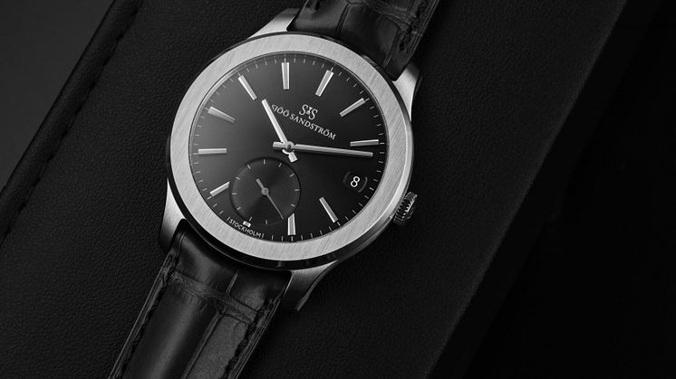 Royal Capital Image Black dial