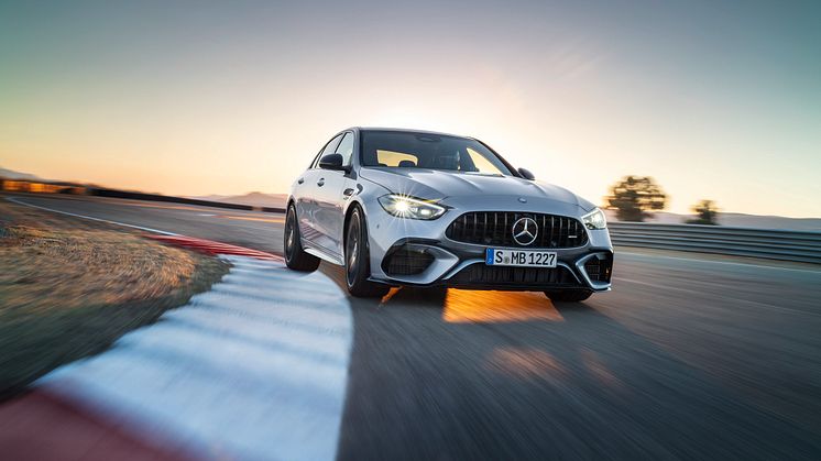 Mercedes-AMG C 63 S E PERFORMANCE 
