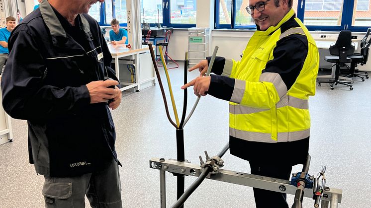 Gotthardt_Bayreuth_Kabel.JPG