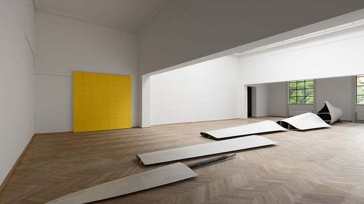 Lea Porsager, G.O.D. [GENERATOR.ORGANIZER.DESTROYER], 2020. SENSITIVE WALL ()() & SENSITIVE WALL ()(), 2021.
