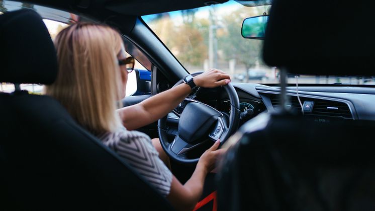 Sifo: Kvinnor i yngre medelåldern är de bästa bilförarna