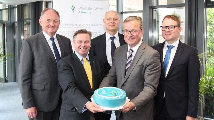 Fünf Jahre nach der Gründung weiter auf Erfolgskurs -  Wieder wirtschaftlich erfolgreiches Jahr 2017 der  Westfalen Weser Energie-Gruppe – Kommunale Familie wächst weiter