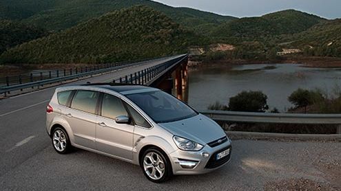 Ford S-MAX holder stand som klar klasseleder blant flerbruksbilene