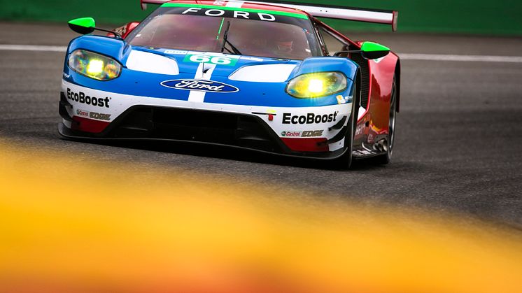 Die Ford GT-Piloten Andy Priaulx und Harry Tincknell kämpfen in Bahrain um den WM-Titel 