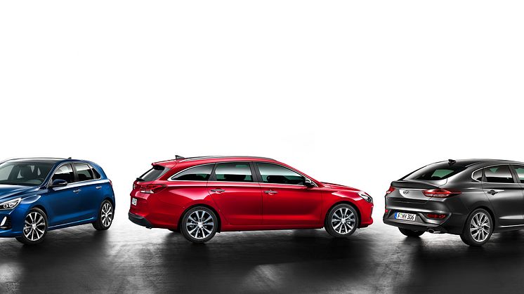 Hyundai i30 Range_3 cars (1)
