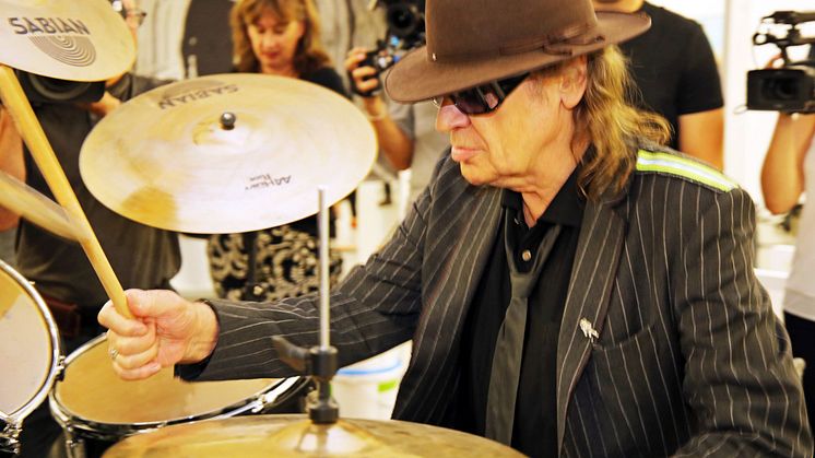 Udo Lindenberg - Zwischentöne: Ausstellung im Museum der bildenden Künste - Lindenberg am Schlagzeug