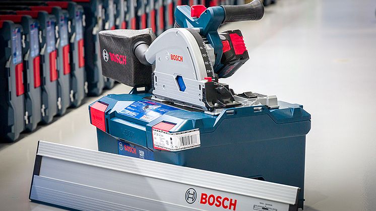 Dykksag, skinne og koffert dykksag_800_b