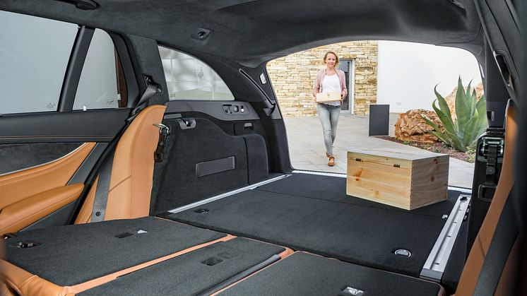 Mercedes E-Klass kombi (S 213)(2)