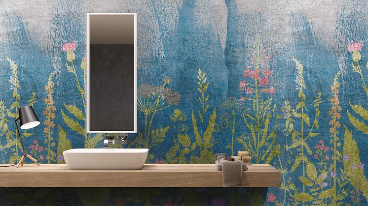 Tapettryck i badrummet känns nytt och kreativt. Här är kollektionen Wide & Style som kombinerar stora format med dekorativa mönster i serien Ceramic Wallpaper. Från Kakelspecialisten, www.kakelspecialisten.se