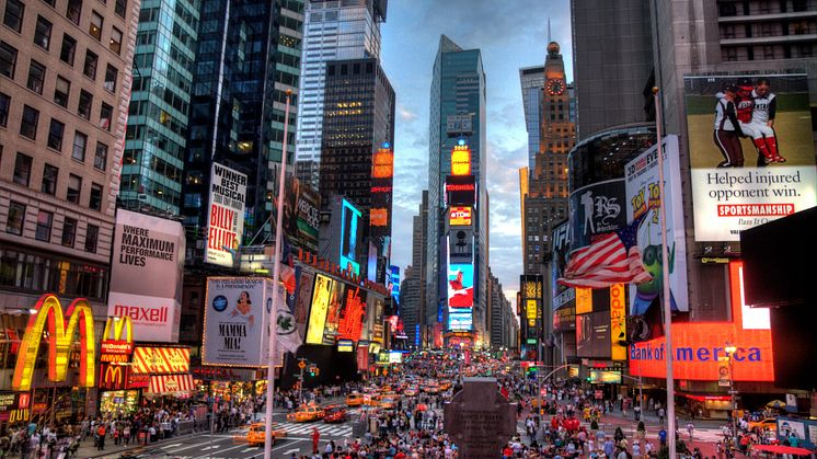 Five alternative shades of New York City