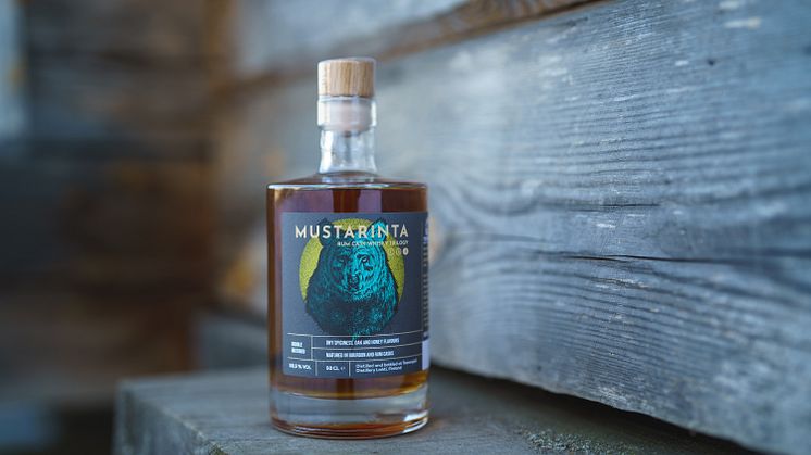 Teerenpeli Mustarinta -Slutet av en trilogi i form av en svartbröstad finsk whiskybjörn (som man talar tyst om)!