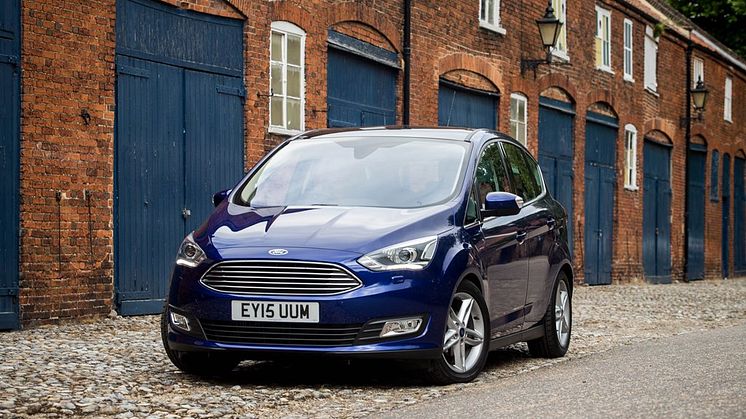 Megérzik a veszélyt és megvédenek – a Ford C-MAX család autóival biztonságosabb az autózás