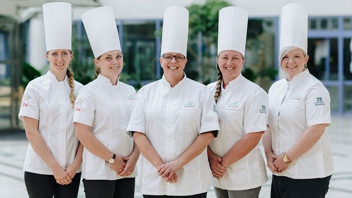 Fr. v. Andrea Larsson, Disa Molin, Anicka Larsson (ersatt av Franciane Tartari), Andrea Olsson och  Anna Josefsson.