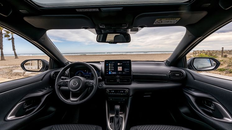 2024_mazda2-hybrid_spain_int-1_highres