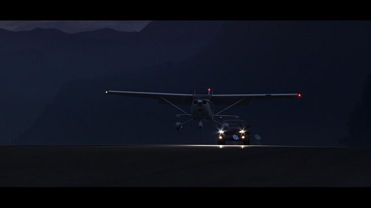 «The Fast and the Furious”-regissøren skapte dramatisk reklamefilm for nye Ford Mondeo på Sandane flyplass
