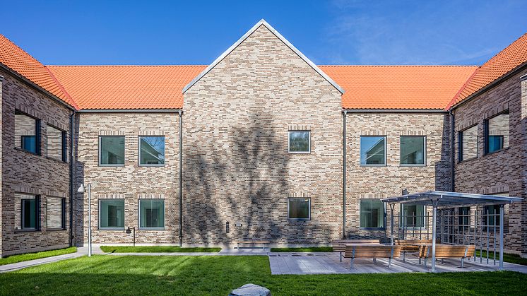 Rättspsykiatriska regionkliniken i Vadstena riad av Carlstedt Arkitekter nomineras till vårdbyggnadspriset 2023 Foto: Anders Fredriksén