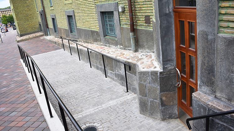 Tillgänglig entré.JPG