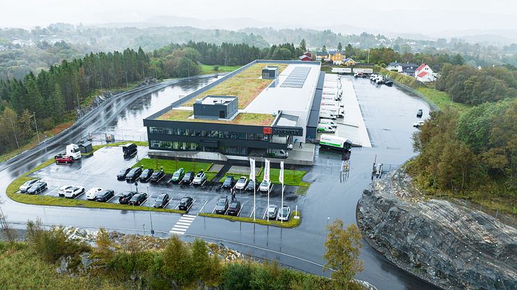 Ny terminal og el-lastbiler til renere logistik: Den første Volta Zero er taget i brug i Norge på den nye filial i Bergen
