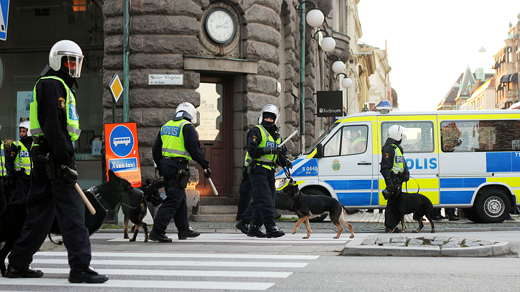 Hearing imorgon: Efter påskupploppen - vad säger världsledande experter från USA om tillståndet i Sverige?