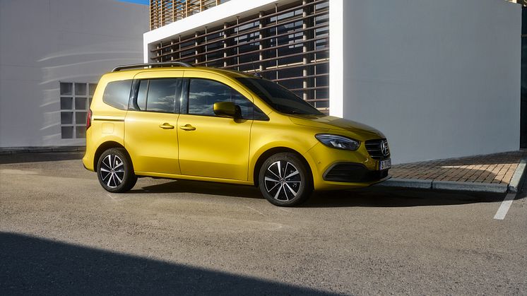 Nu i helgen levereras de första exemplaren av nya Mercedes-Benz T-Klass i Sverige.