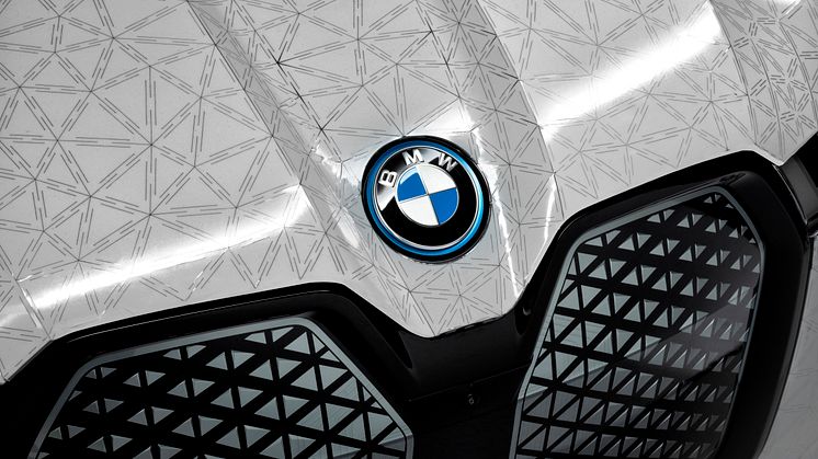 BMW iX Flow featuring E Ink
