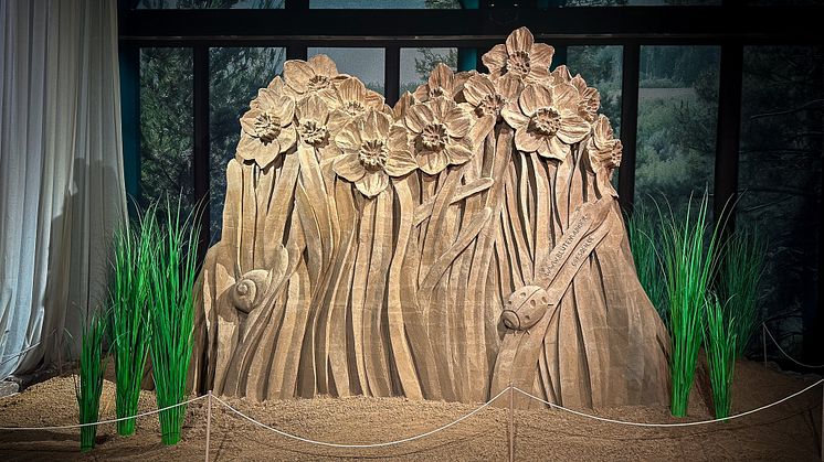 Narzissen aus Sand (Foto: Oskarshausen)