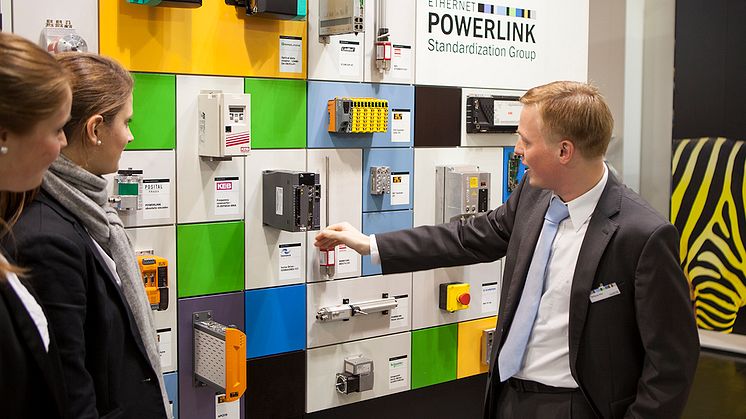 I EPSG-montern på årets SPS IPC Drives mässa kommer besökarna för första gången se en live demonstration av realtidssynkronisering mellan fem olika POWERLINK-nätverk med ett gemensamt OPC UA TSN-nätverk.