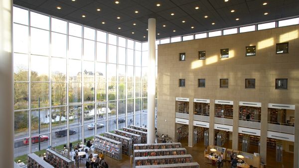 Stadsbiblioteket i Malmö: Biblioteksstriden - vad ska det moderna biblioteket vara?