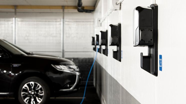 Ladda elbilen smart. Bra tips på vad bostadsrättsföreningen ska tänka på.