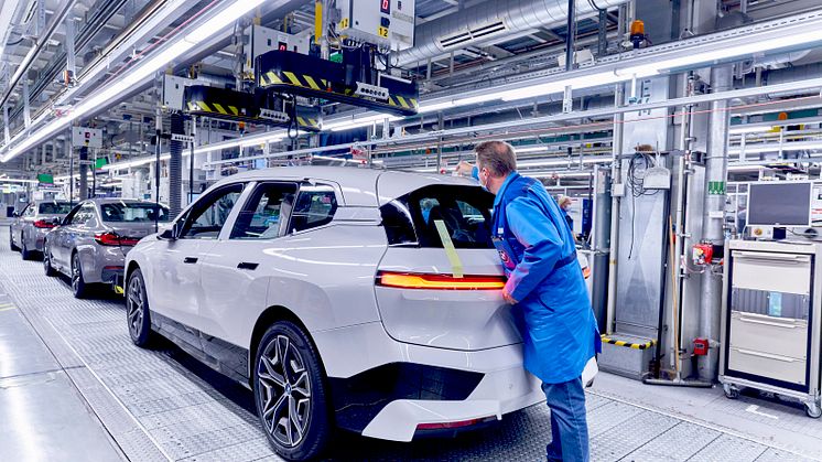 BMW iX i produksjon