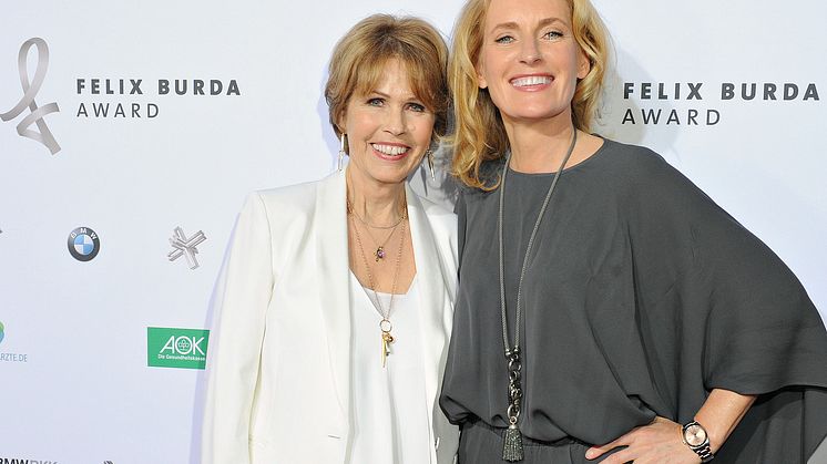Stiftungs-Vorstand Christa Maar und Stiftungsratsmitglied Maria Furtwängler