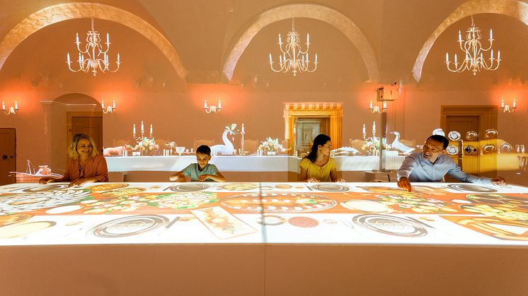 360 Grad Projektionsshow Festmahl (Foto: ASL Schloss gGmbH/Carsten Beier)