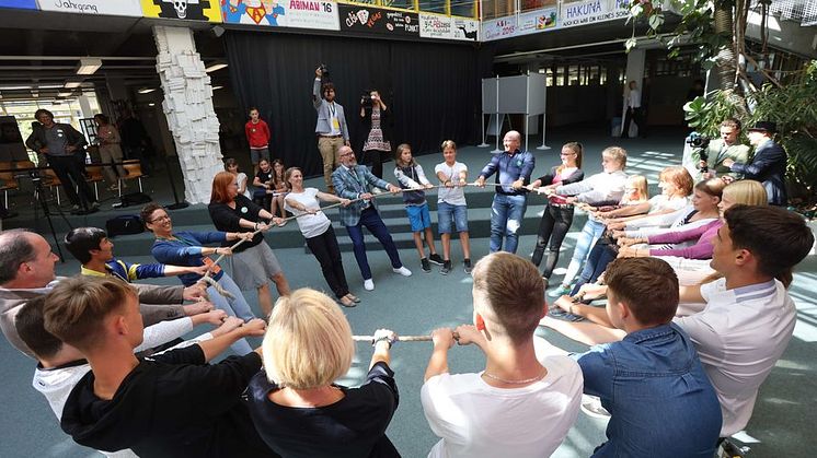 Mentor International ja TUI Care Foundation aloittavat kansainvälisen yhteistyön yli 800 opiskelijan työllisyyden parantamiseksi Jordaniassa, Saksassa ja Ruotsissa