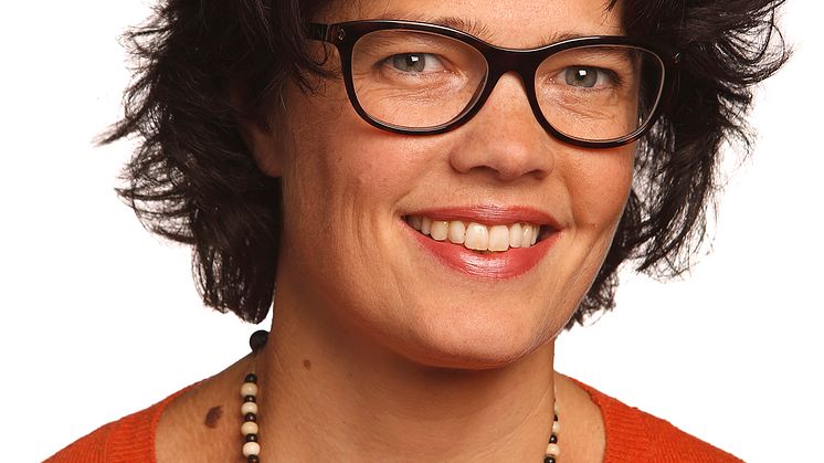– Jeg blir varm om hjertet av å få denne prisen, sier Astrid Kvalbein. Det inspirerer dessuten i seg selv at denne prisen finnes. Foto: IMV/UiO 