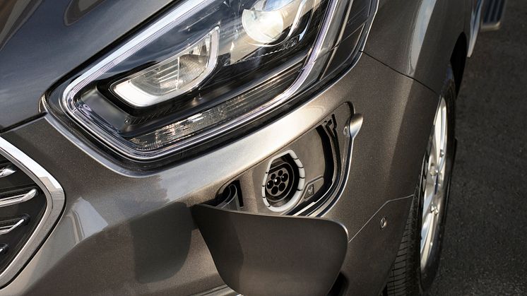 Ford Tourneo Custom ladbar hybrid 2019