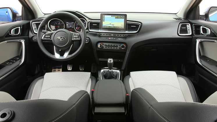 Kia Ceed 5d_Blue