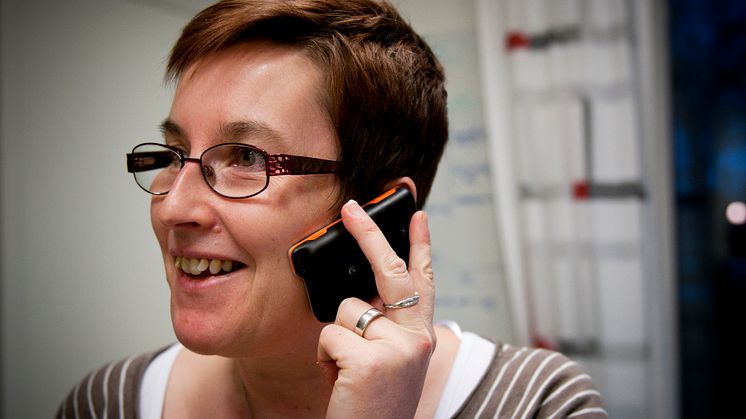 Pratar i telefon