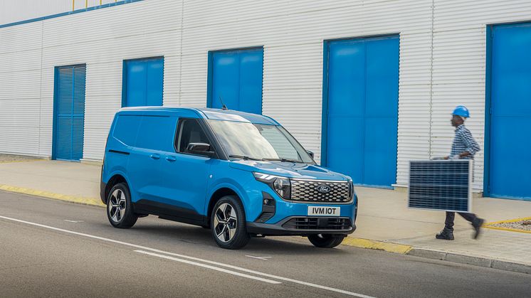 Ford E Transit Custom (4).jpg