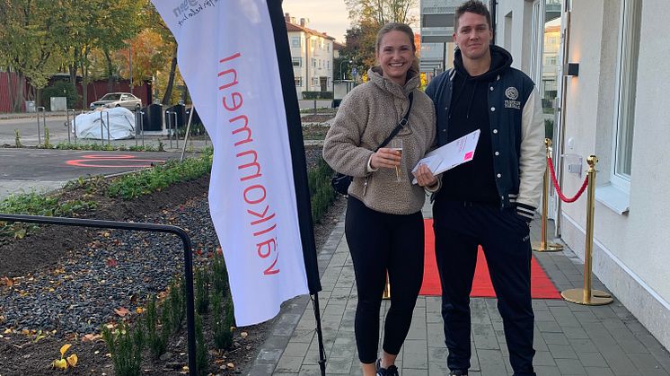 Nyinflyttade Stephanie Svensson och Joel Edman